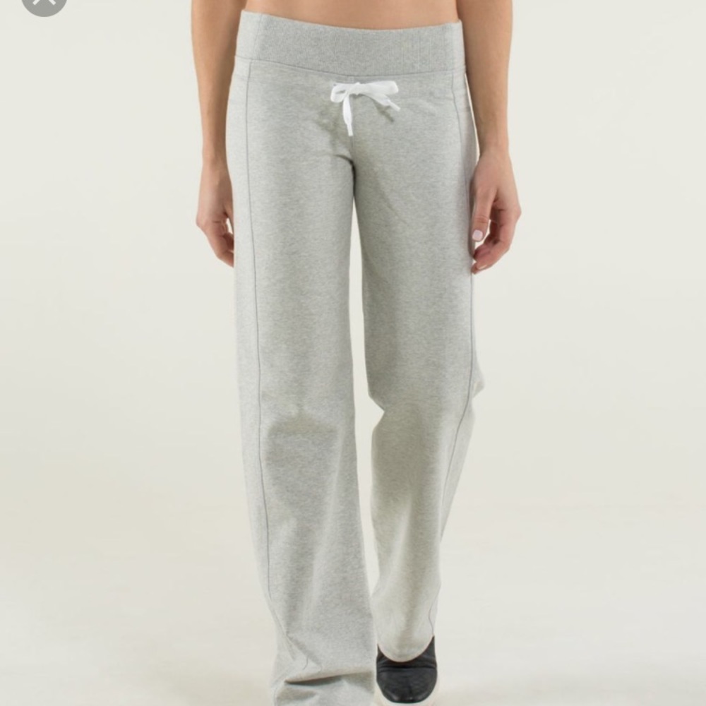 Lululemon cozy sweat pants size 8